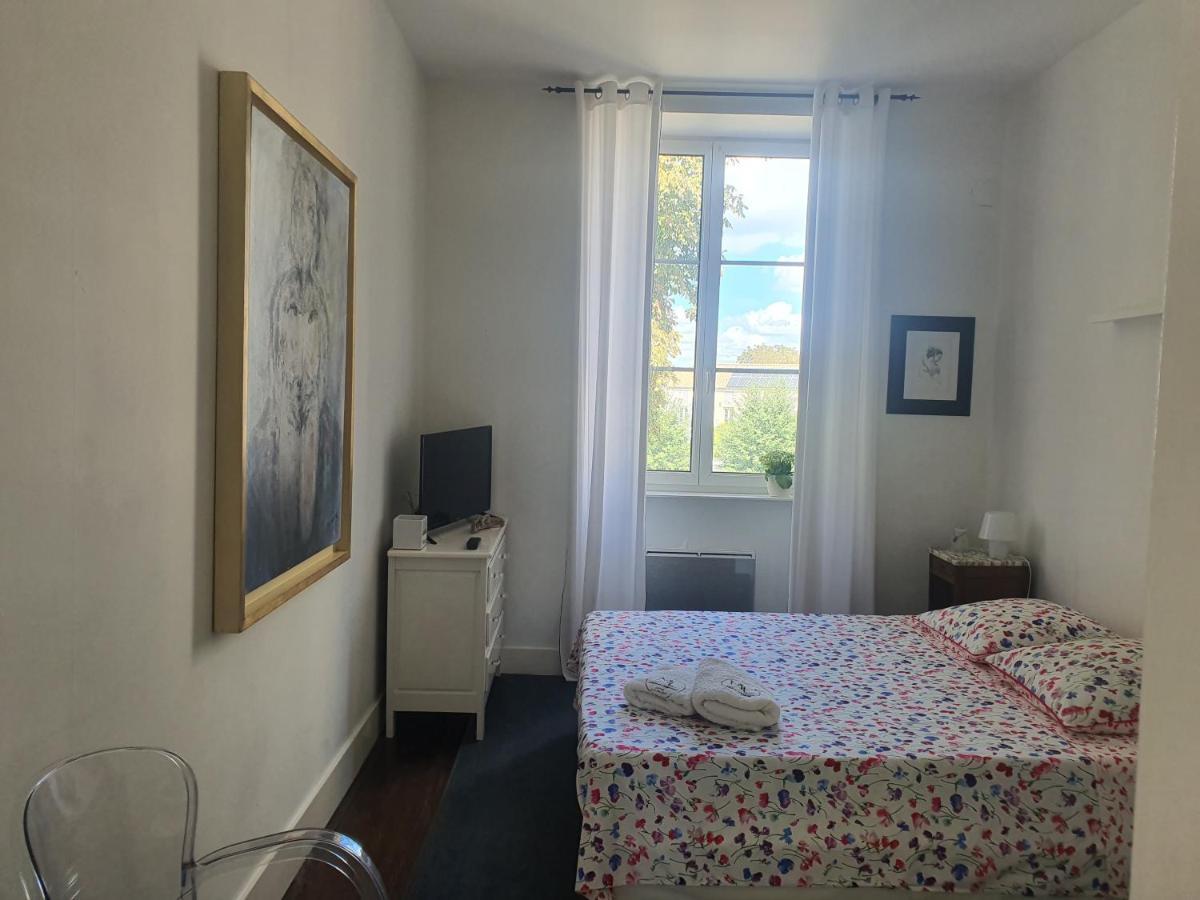 Maison Laurenza 2 Chambres D'Hotes Saint-Jean-de-Liversay Buitenkant foto